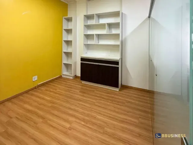 Sala à venda, no bairro Madureira em Caxias do Sul