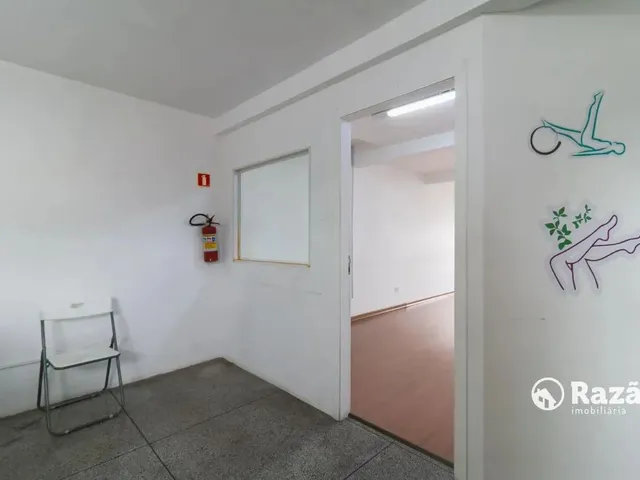 Sala para alugar, no bairro Capão da Imbuia em Curitiba