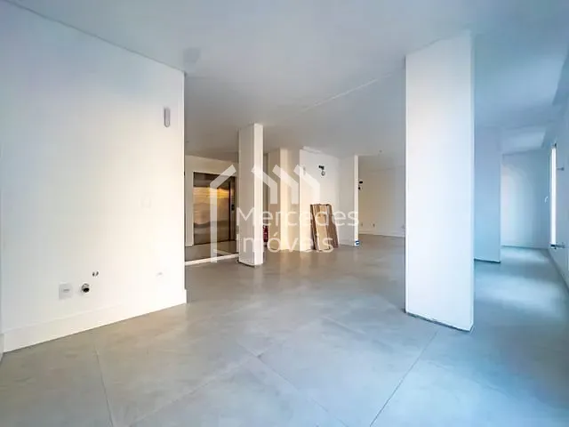 Sala para alugar, no bairro Centro em Itajaí