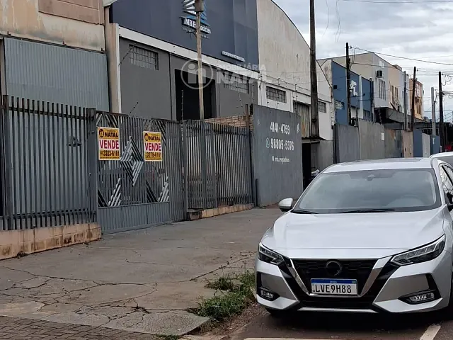 Sala com 370m², à venda, no bairro Alpes em Londrina