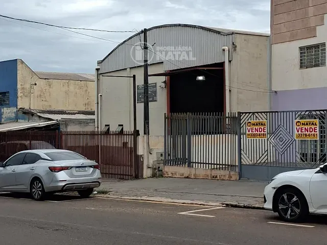 Sala com 370m², à venda, no bairro Alpes em Londrina