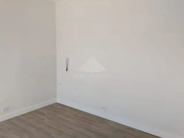 Sala com 15m², para alugar, no bairro Matriz em Mauá