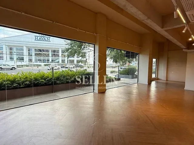 Sala para alugar, no bairro Centro em Balneário Camboriú