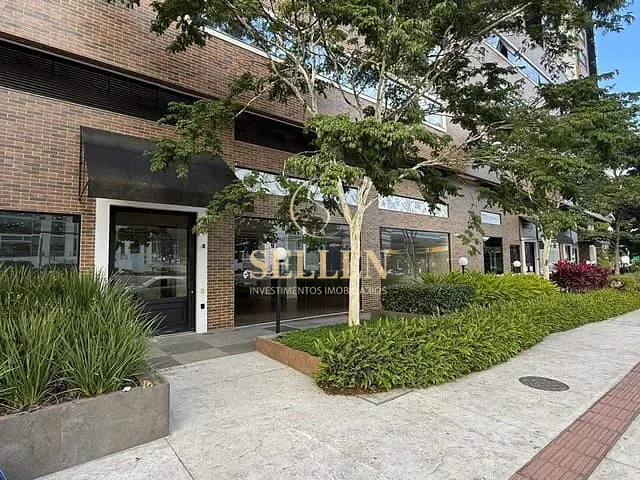 Sala para alugar, no bairro Centro em Balneário Camboriú