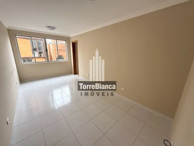 Sala com 27m², para alugar, no bairro Centro em Ponta Grossa