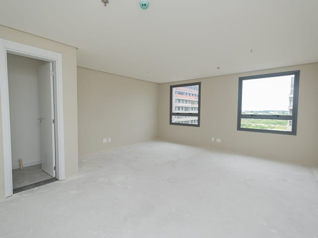 Sala com 37m², à venda, no bairro São Gonçalo em Pelotas