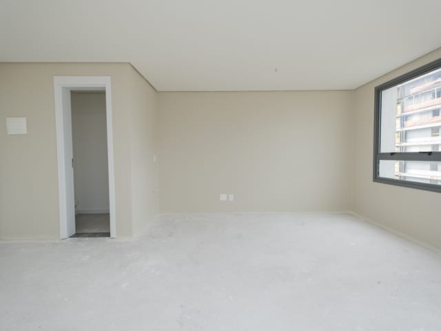 Sala com 37m², à venda, no bairro São Gonçalo em Pelotas