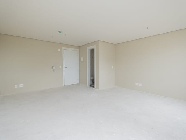 Sala com 37m², à venda, no bairro São Gonçalo em Pelotas