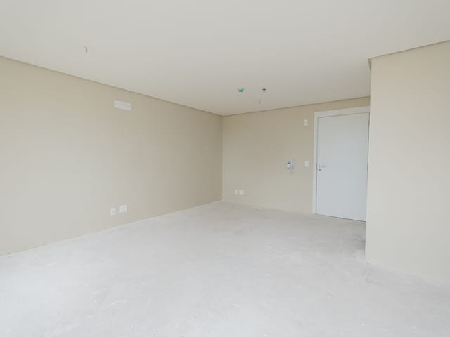 Sala com 37m², à venda, no bairro São Gonçalo em Pelotas
