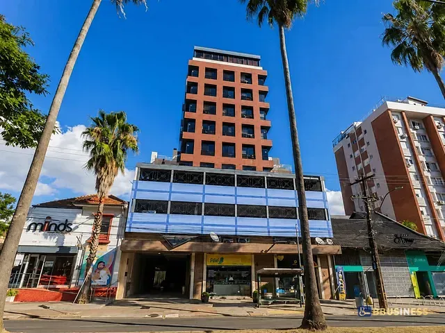 Sala à venda, no bairro Menino Deus em Porto Alegre