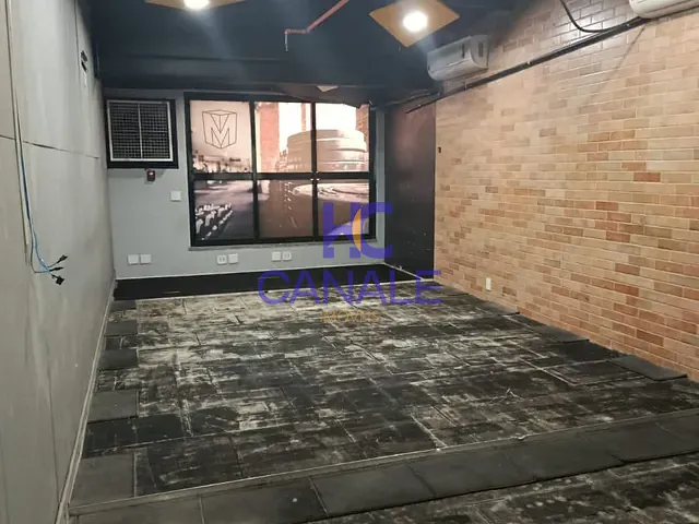 Sala com 44m², à venda ou para alugar, no bairro Barra da Tijuca em Rio de Janeiro