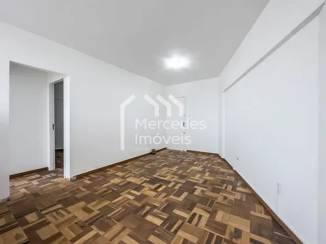 Sala com 54m², para alugar, no bairro Centro em Itajaí