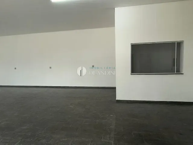 Sala com 300m², para alugar, no bairro Parque Das Paineiras em Artur Nogueira