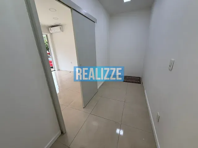 Sala para alugar, no bairro Centro em Marau