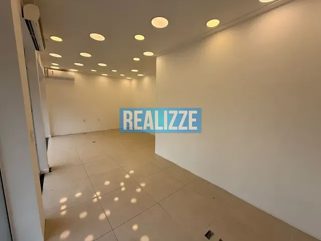 Sala para alugar, no bairro Centro em Marau
