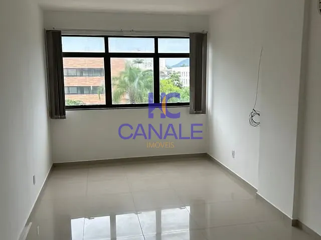 Sala com 20m², para alugar, no bairro Recreio dos Bandeirantes em Rio de Janeiro