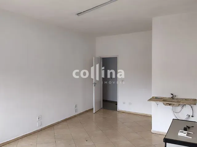 Sala com 38m², para alugar, no bairro Centro em Osasco