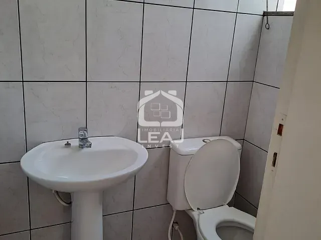 Sala com 30m², para alugar, no bairro Vila Nova Conceição em São Paulo