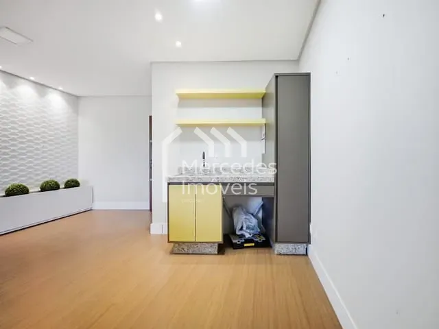 Sala com 36m², para alugar, no bairro Centro em Itajaí