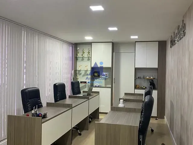 Sala à venda, no bairro Barra da Tijuca em Rio de Janeiro
