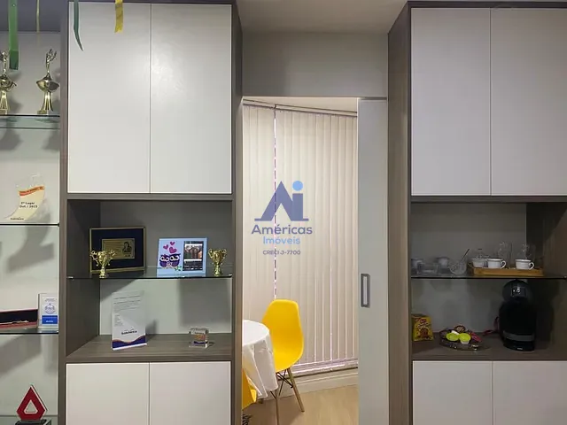 Sala à venda, no bairro Barra da Tijuca em Rio de Janeiro
