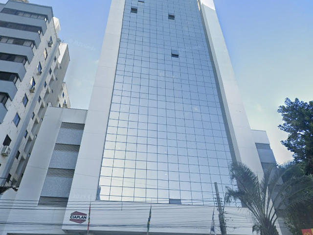 Sala à venda, no bairro Centro em Balneário Camboriú