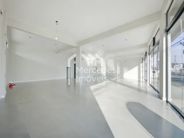 Sala com 180m², para alugar, no bairro São Judas em Itajaí