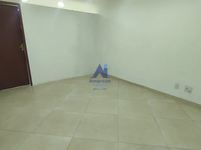 Sala com 33m², para alugar, no bairro Recreio dos Bandeirantes em Rio de Janeiro