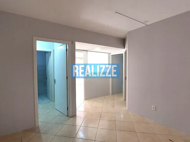 Sala para alugar, no bairro Centro em Marau