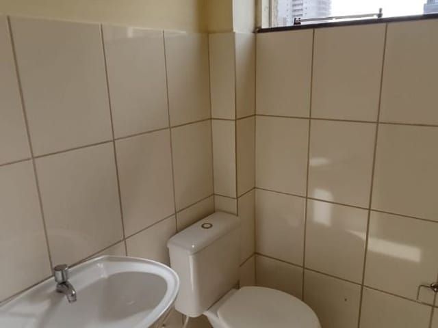 Sala para alugar, no bairro Centro em Cambé