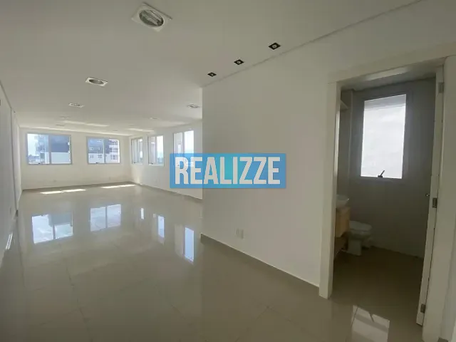 Sala com 85m², à venda, no bairro Centro em Passo Fundo
