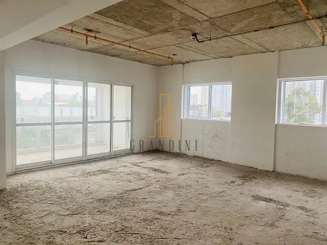 Sala à venda, no bairro Baeta Neves em São Bernardo do Campo