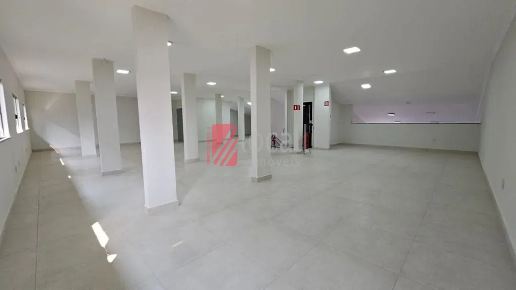 Conjunto Comercial / Sala  para aluguel, 425m² — foto 2 de 17
