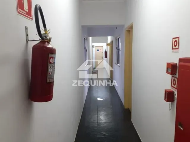 Sala com 16m², para alugar, no bairro Centro em Osasco