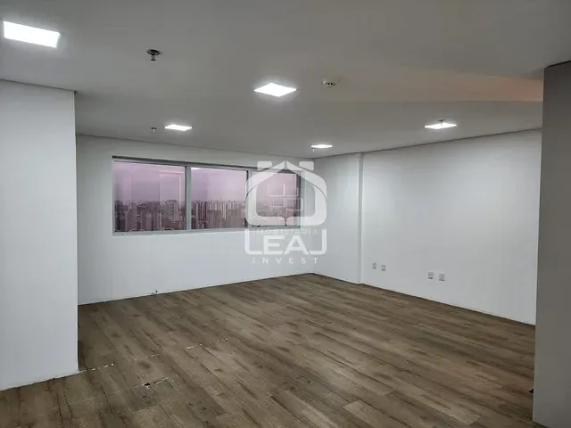 Sala à venda, no bairro Continental em Osasco