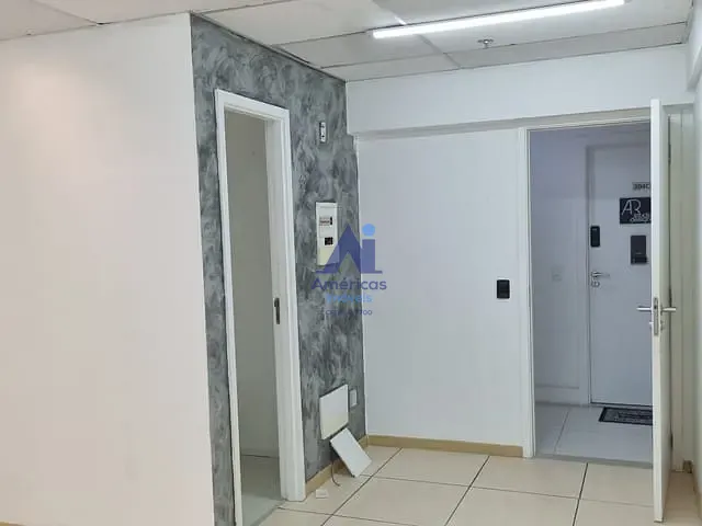 Sala com 27m², à venda, no bairro Barra da Tijuca em Rio de Janeiro