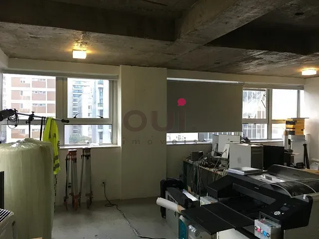 Sala à venda, no bairro Itaim Bibi em São Paulo