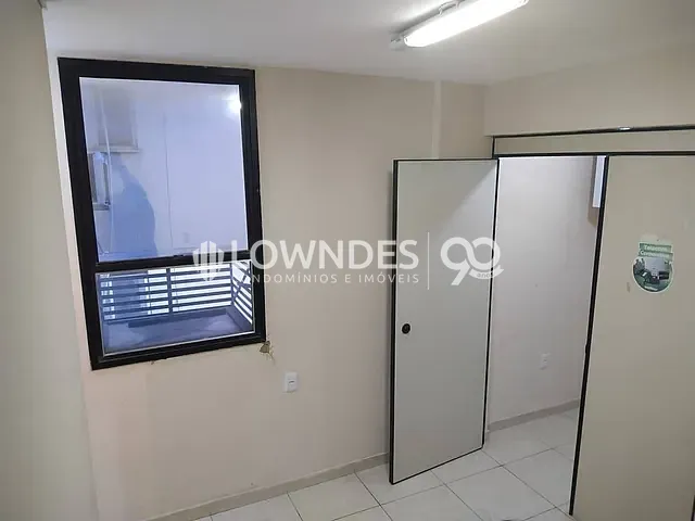 Sala à venda, no bairro Vila Isabel em Rio de Janeiro