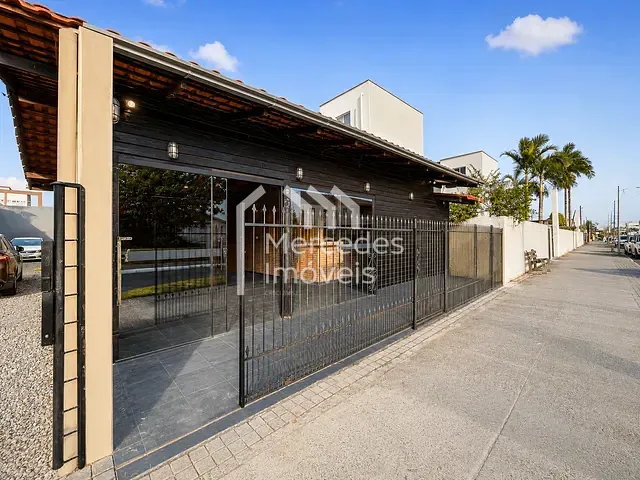 Sala com 75m², para alugar, no bairro São Vicente em Itajaí
