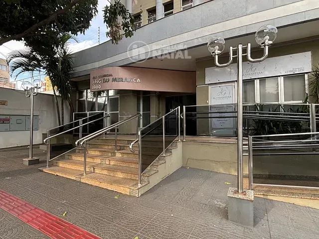Sala com 44m², à venda, no bairro Jardim Londrilar em Londrina