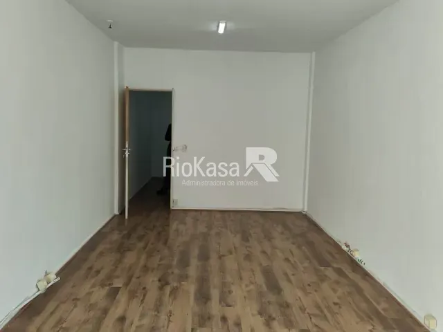 Sala para alugar, no bairro Copacabana em Rio de Janeiro