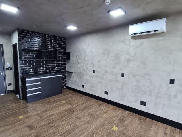 Sala com 32m², para alugar, no bairro Limão em São Paulo