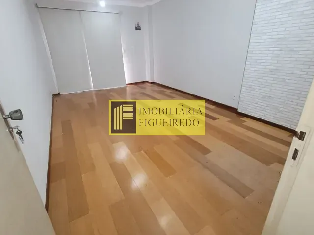 Sala com 25m², para alugar, no bairro Centro em São José do Rio Preto