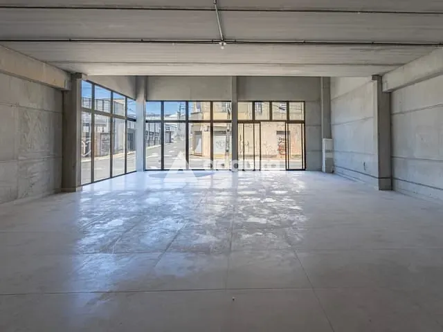 Sala com 255m², para alugar, no bairro Centro em Ponta Grossa