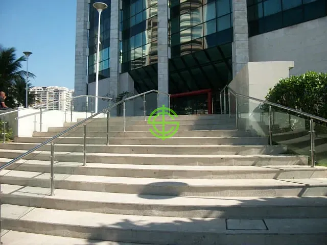 Sala com 30m², para alugar, no bairro Barra da Tijuca em Rio de Janeiro