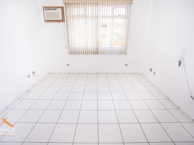 Sala para alugar, no bairro Centro Cívico em Curitiba