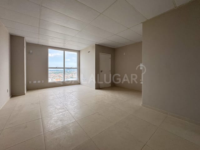 Sala para alugar, no bairro Aeroporto em Tubarão