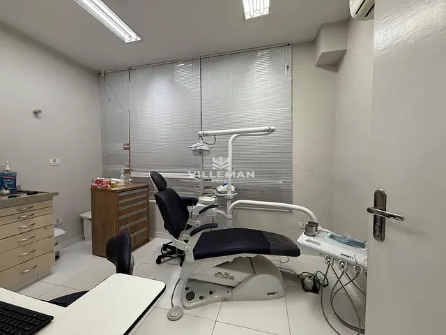 Sala à venda, no bairro Zona 04 em Maringá