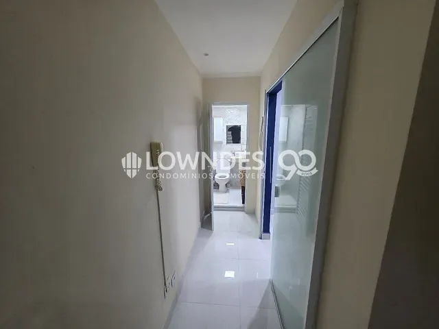 Sala à venda, no bairro Leme em Rio de Janeiro