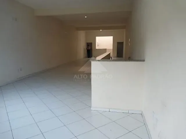 Sala com 125m², para alugar, no bairro Jardim Santista em Mauá